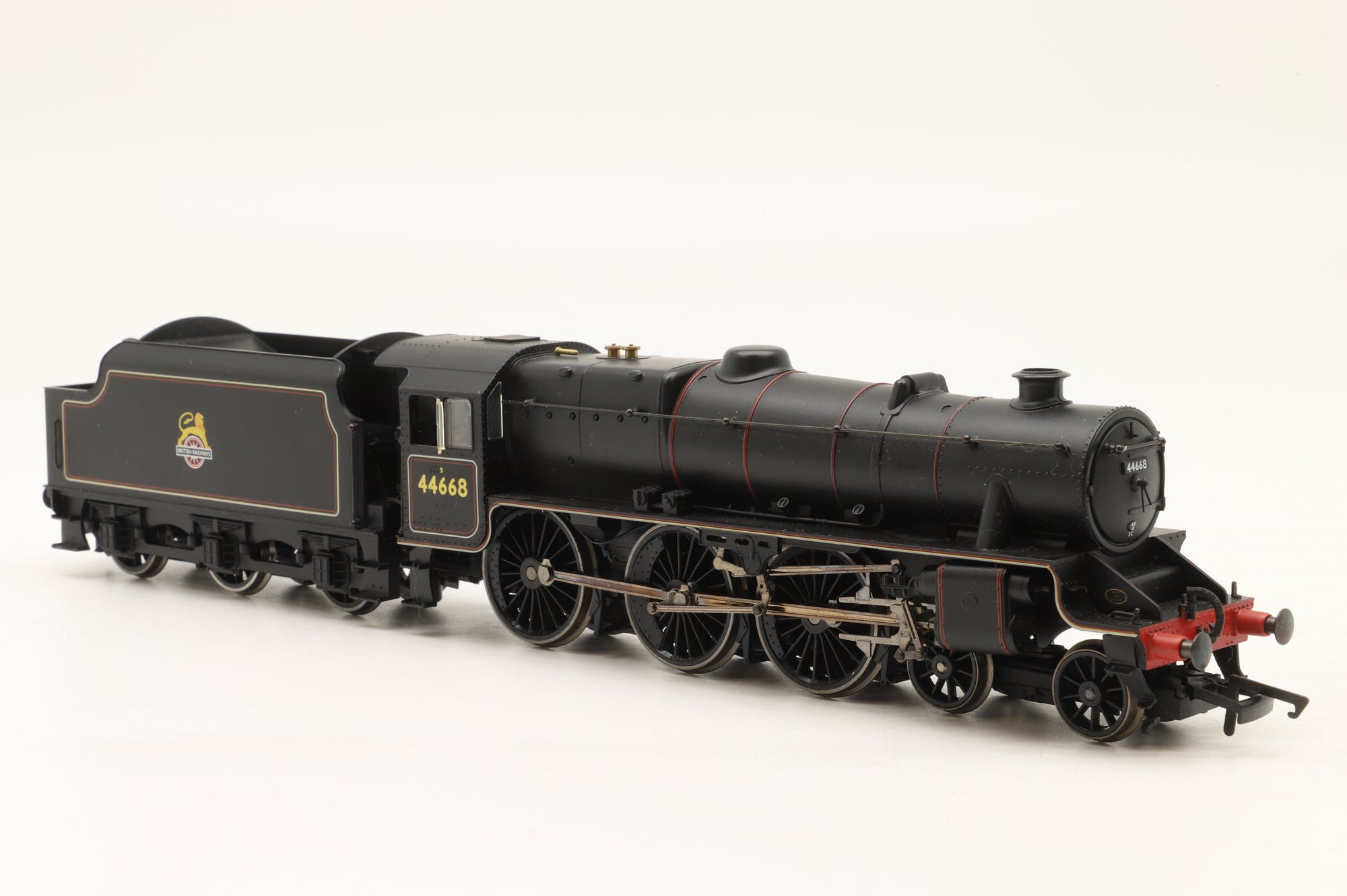 Hornby OO R2322 Class 5MT '44668' BR Lined Black E/C