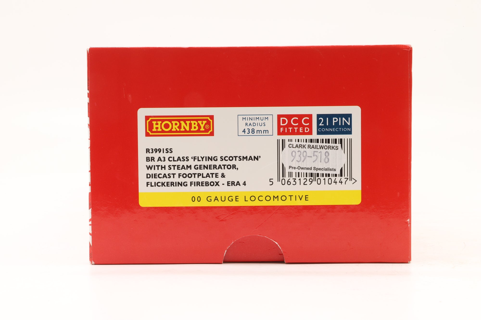 Hornby OO R3991SS Class A3 60103 'Flying Scotsman' in BR Green E/C – DCC Sound w/ Steam Generator