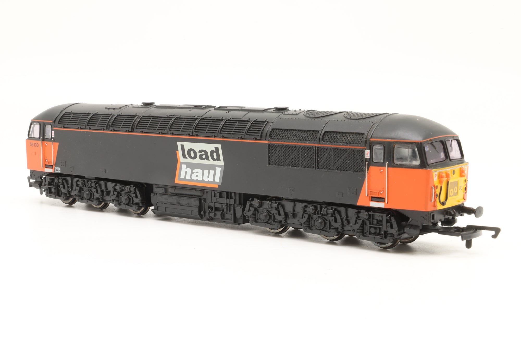 WORKSHOP Hornby OO R2074 Class 56 56100 in Loadhaul Black/Orange