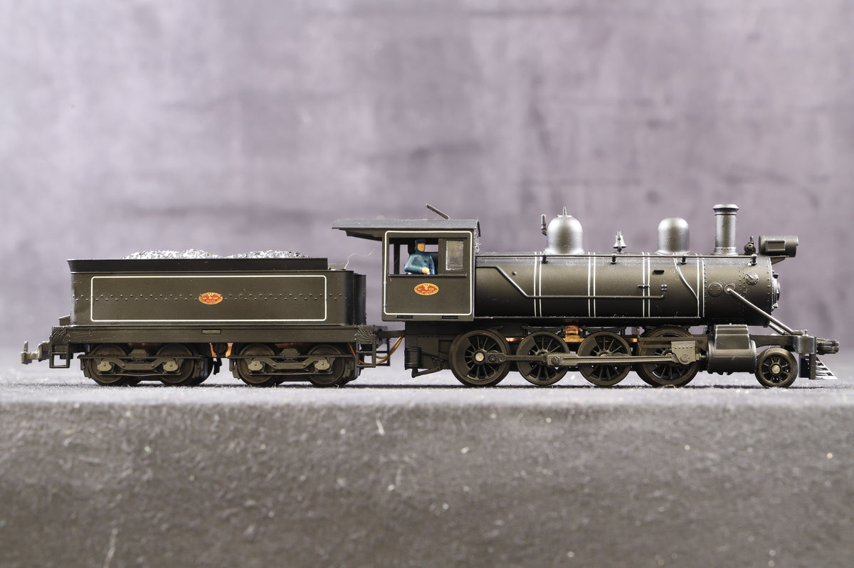 Powerline HO LFS 100 2-8-0 Steam Locomotive Victorian Railway Livery