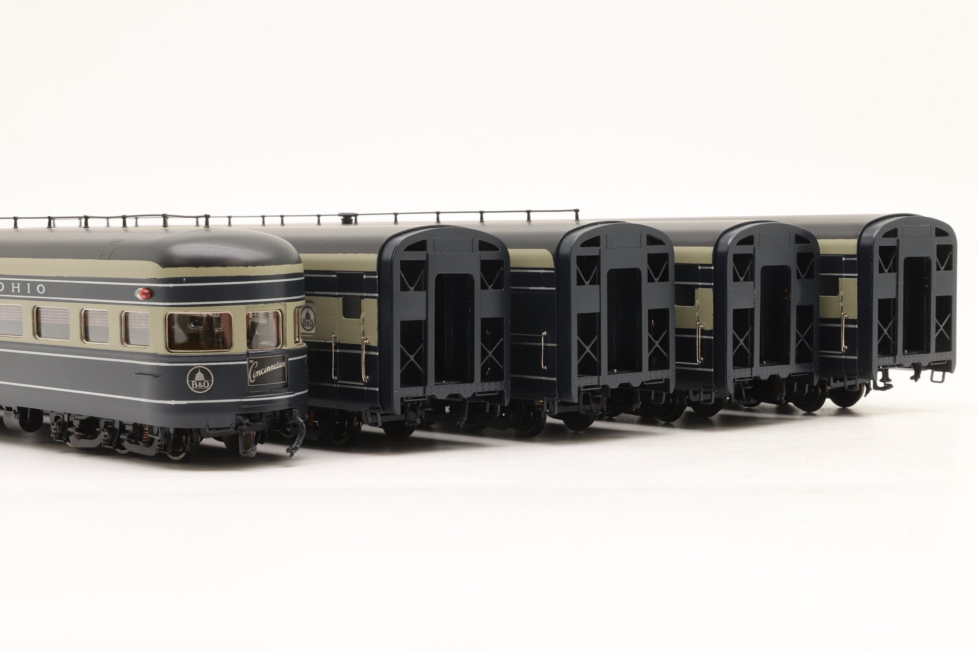 Key Imports/Samhongsa HO Brass The B&O 'Cincinnatian' 5-Car Pack, Factory Painted