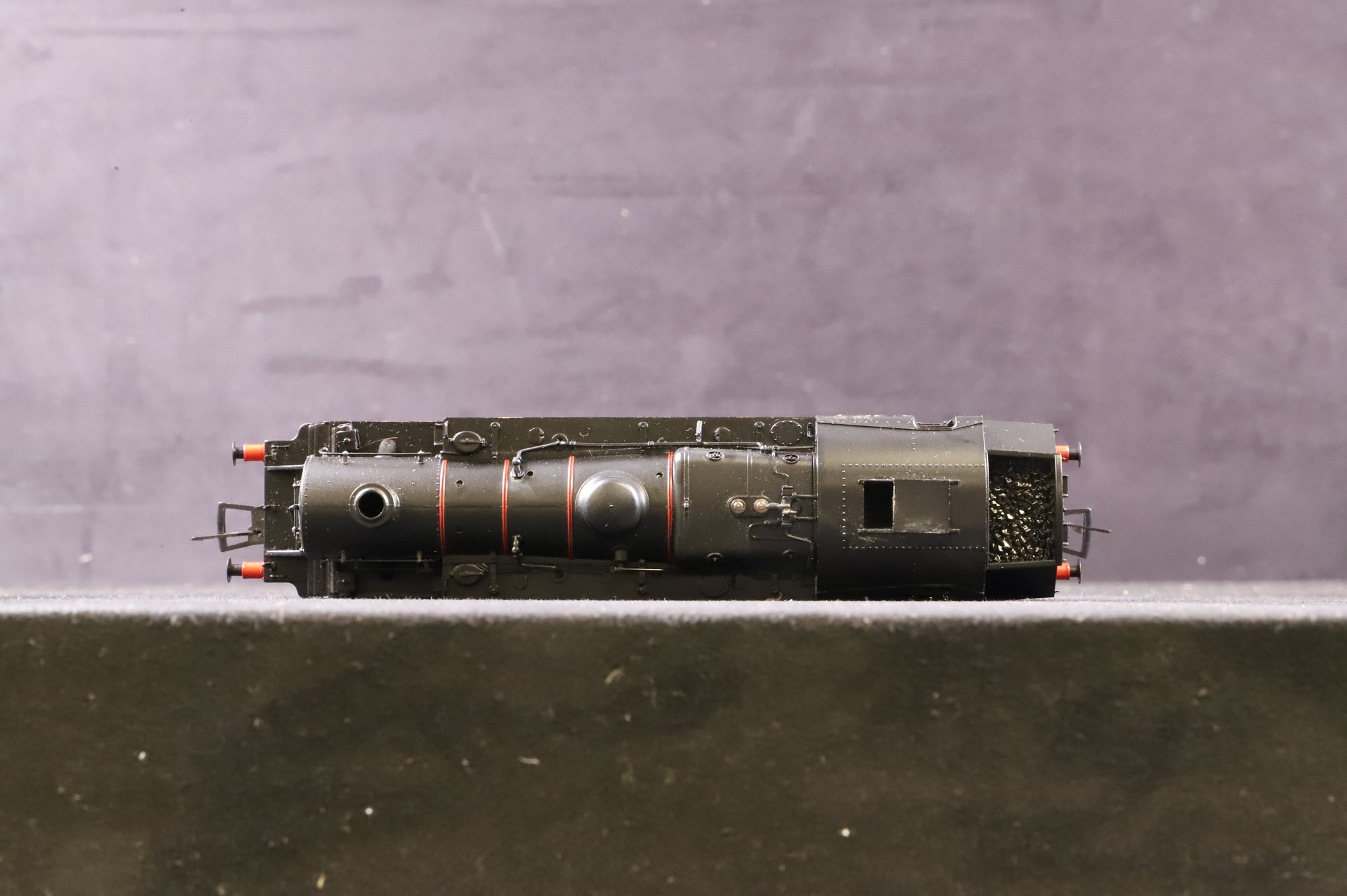 Bachmann OO 31-977 Standard 3MT 82016 in Lined BR Black w/ Early Crests - Weathered