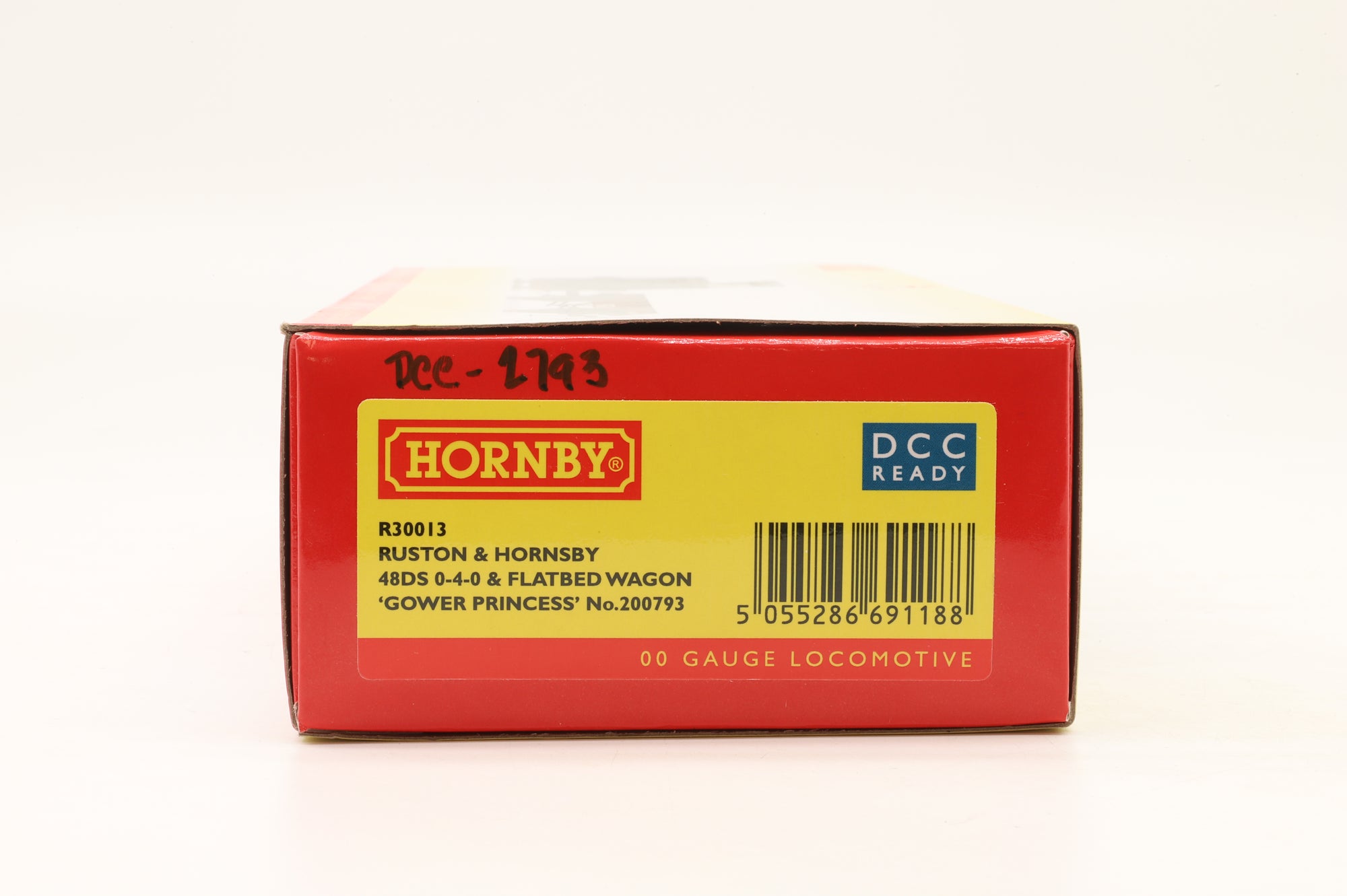 Hornby OO R30013 Ruston & Hornsby 48DS 0-4-0 & Flatbed Wagon 'Gower Princess' '200793' DCC Fitted