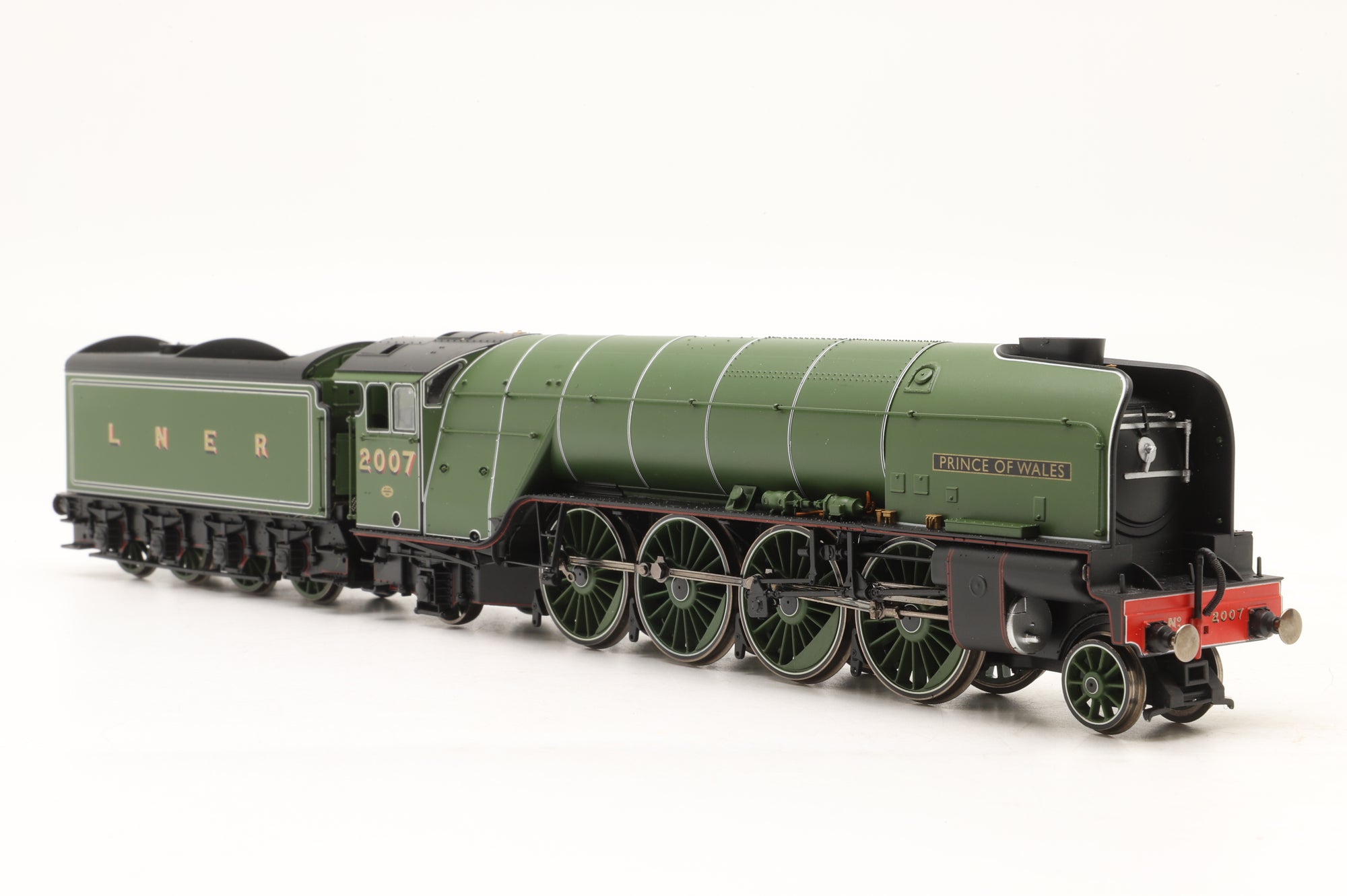 Hornby OO R3983SS Class P2 2007 'Prince of Wales' in LNER Green – DCC Sound w/ Steam Generator