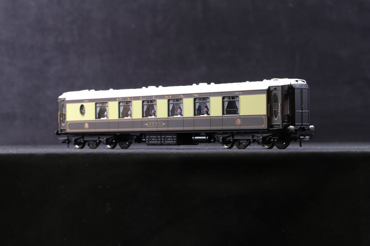 Hornby OO Rake of 3 Pullman Coaches