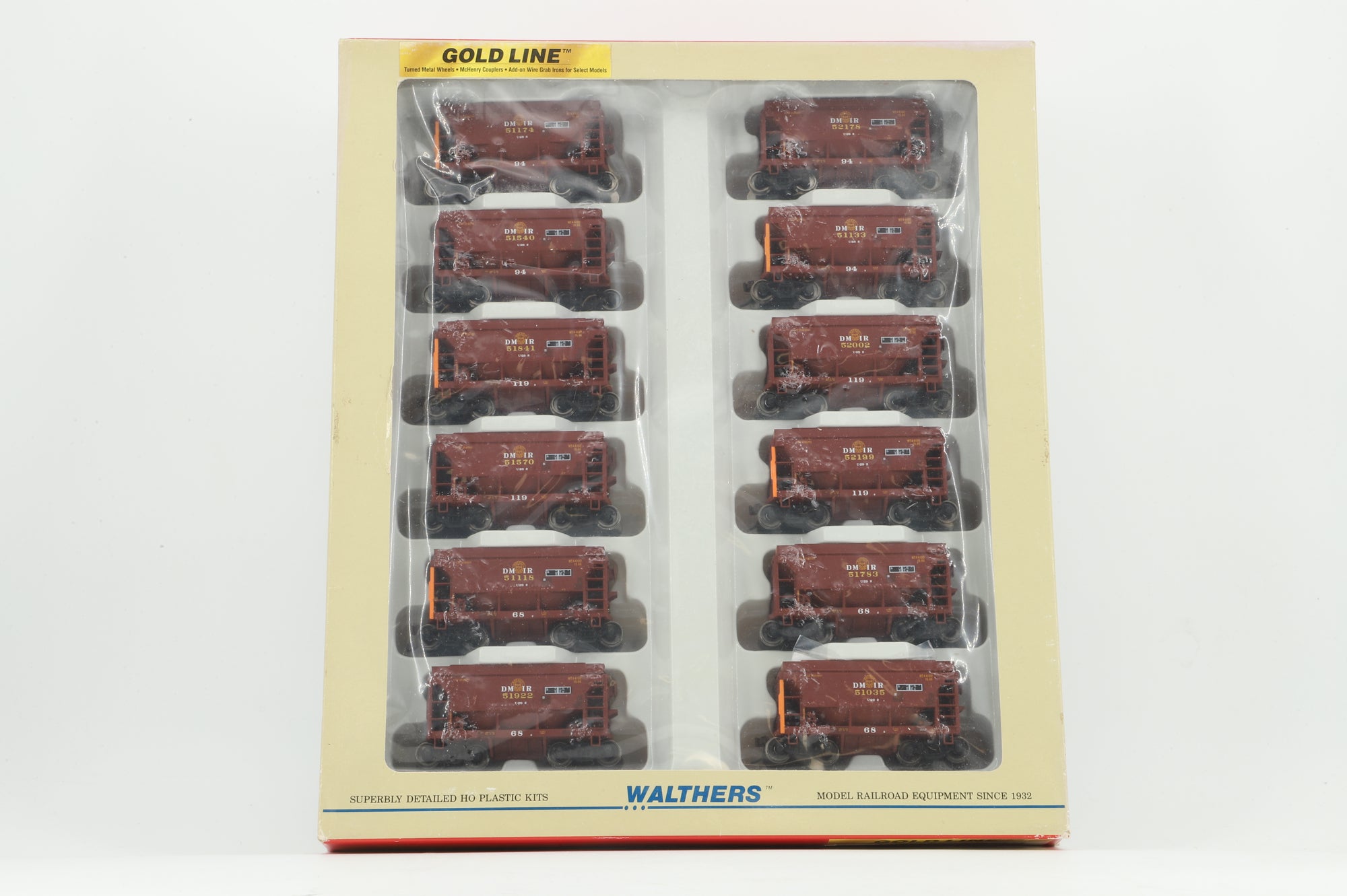 Walthers HO 932-4560 12-Pack of Taconite Ore Cars in DMIR Brown/Yellow