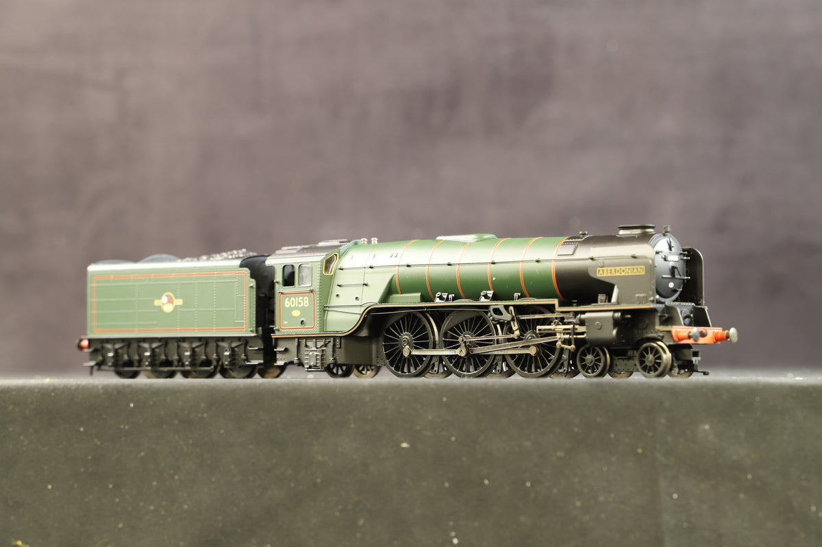 Bachmann OO 32-551 Class A1 &#39;60158&#39; &#39;Aberdonian&#39; BR Green L/Crest