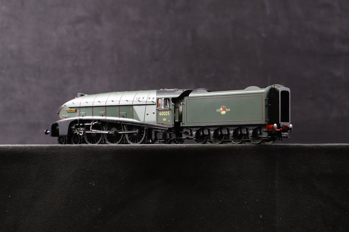 Hornby OO R2794M Heart Of Midlothian Train Pack Ltd Ed 1369/ 1500