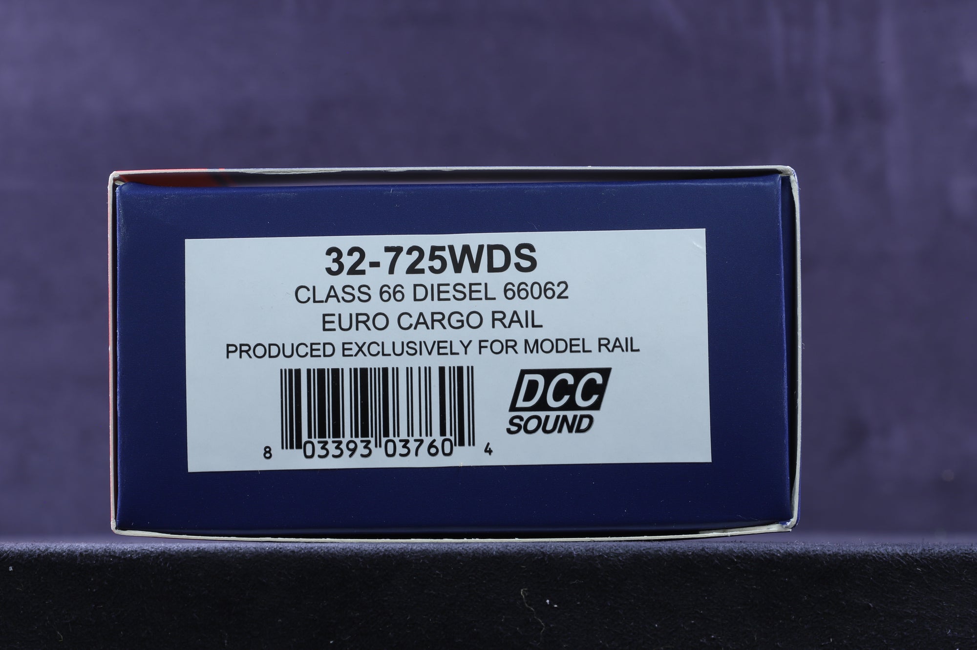 Bachmann OO 32-725WDS Class 66 66062 in Ex-EWS Euro Cargo Rail Livery - DCC Sound