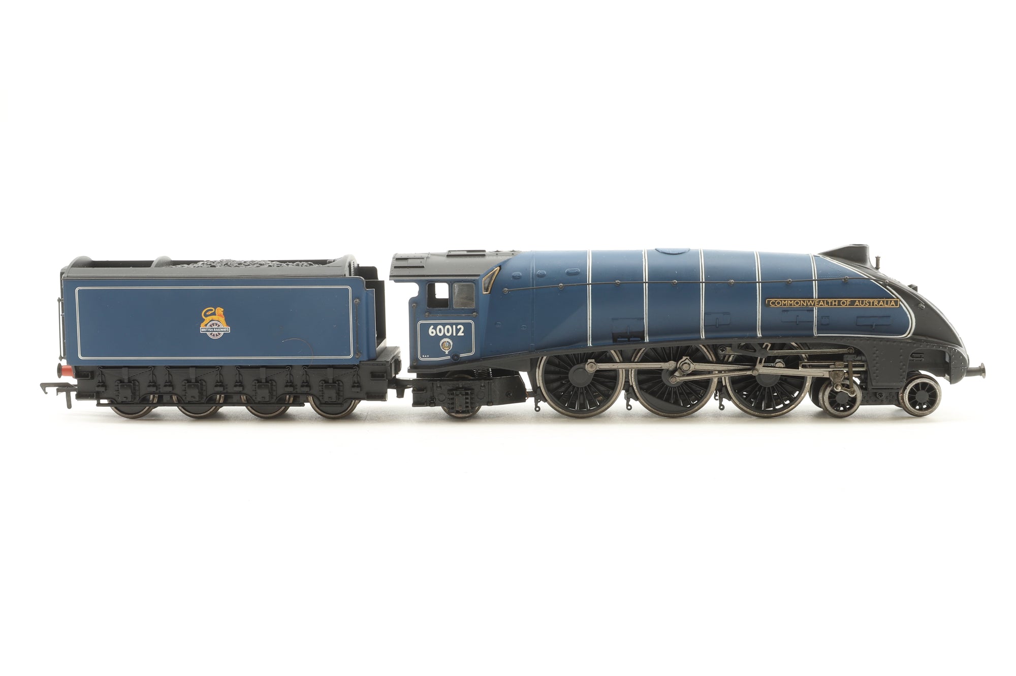 Bachmann OO 31-2001 Set of 3 Class A4 'Commonwealth of Australia' in BR Green, BR Blue & LNER Blue
