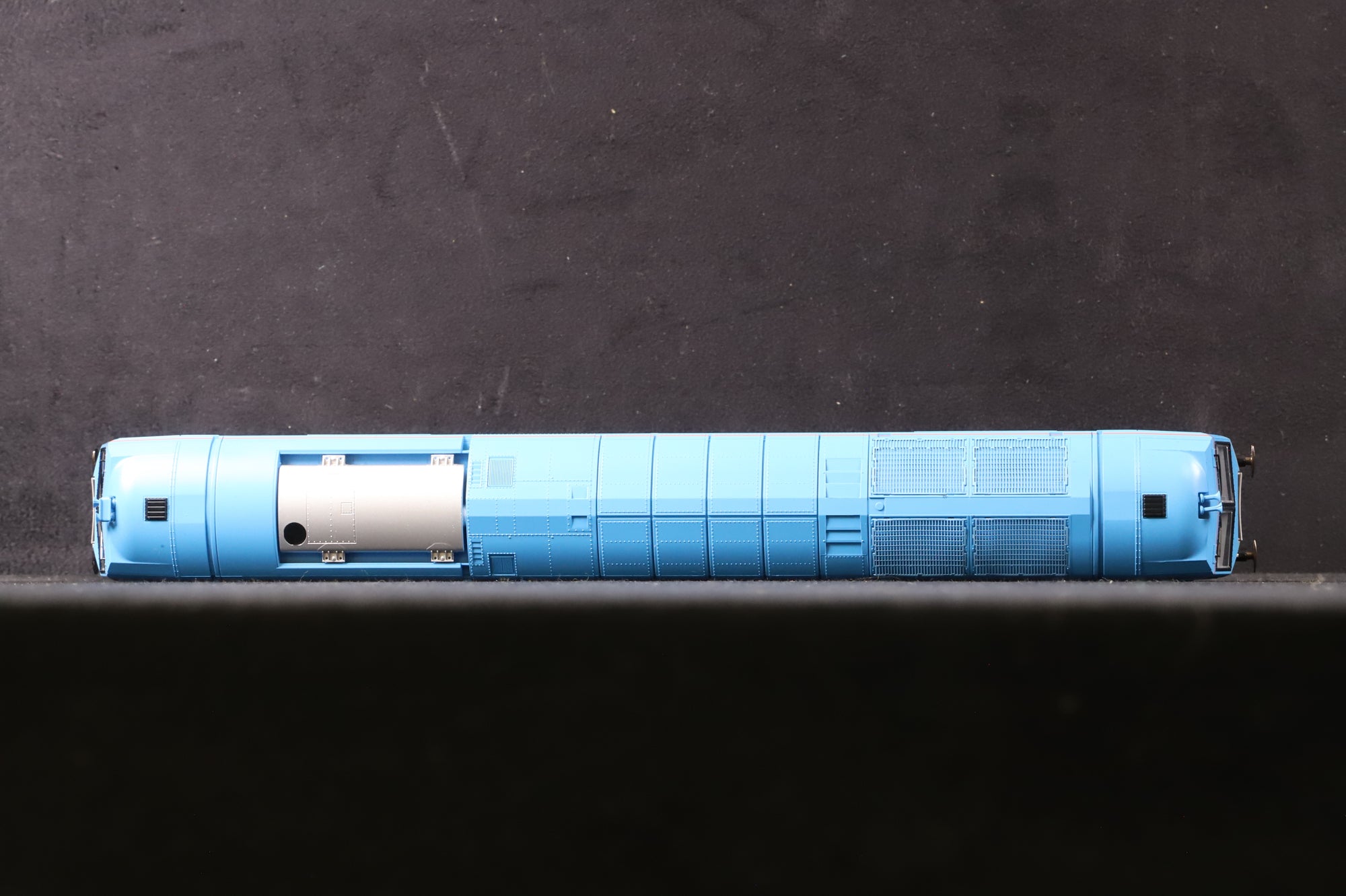 Hornby OO R2800 Class 60 60074 'Teenage Spirit' in EWS/DB Schenker Teenage Cancer Trust Livery