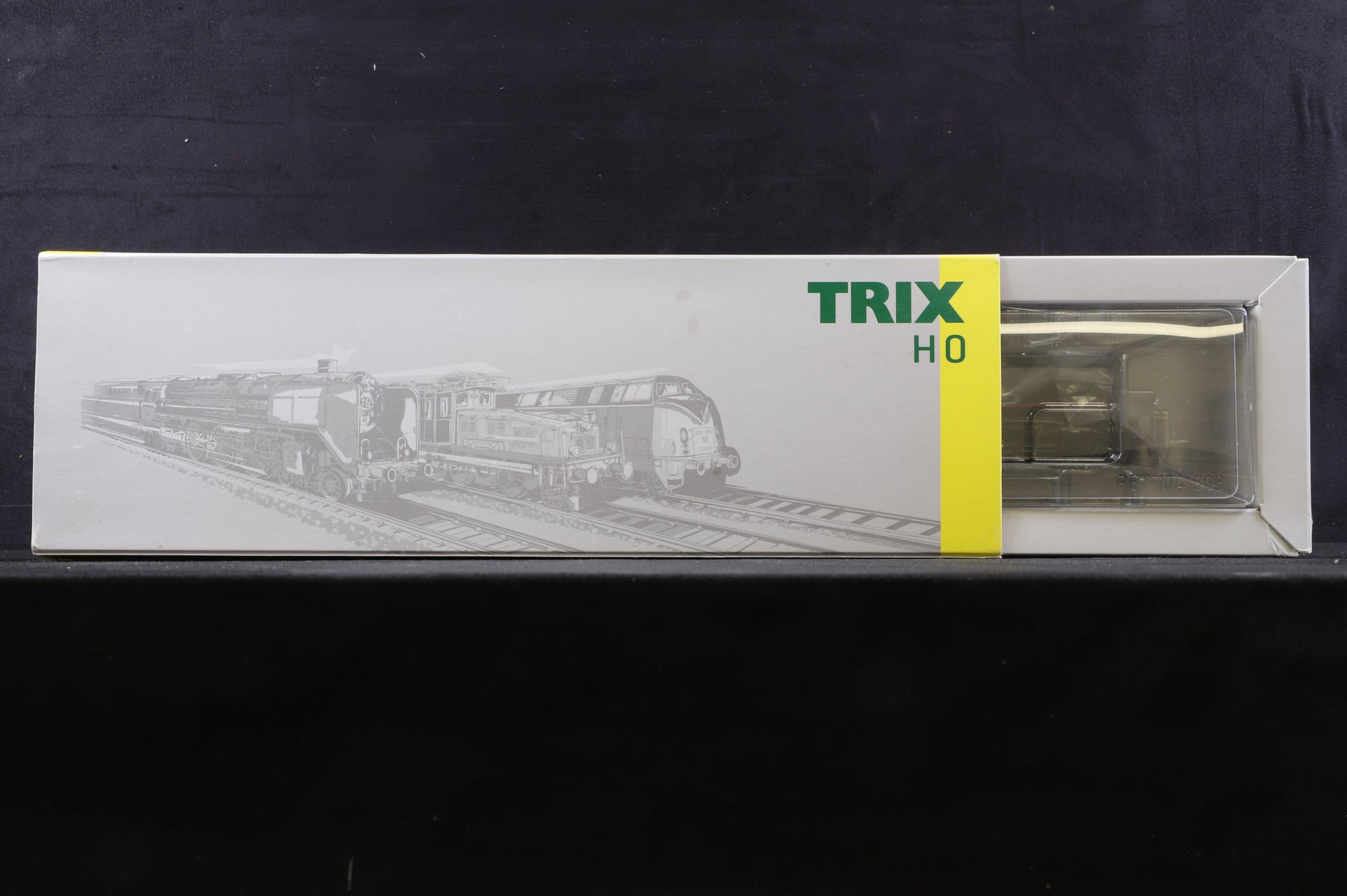 Trix HO 25744 150 X192 Steam Locomotive III, DCC Sound