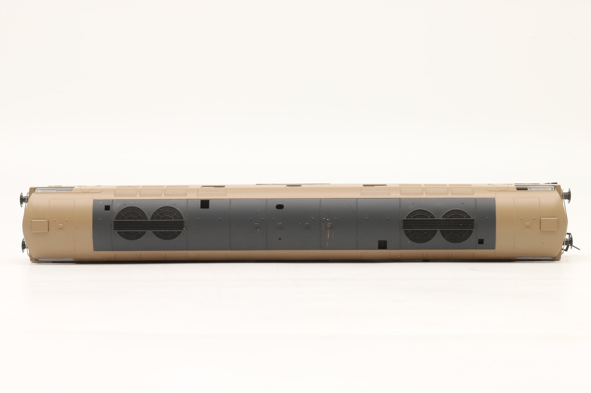 Heljan OO 5204 Class 52 Western Diesel 'D1000' 'Western Enterprise' Desert Sand DCC Sound