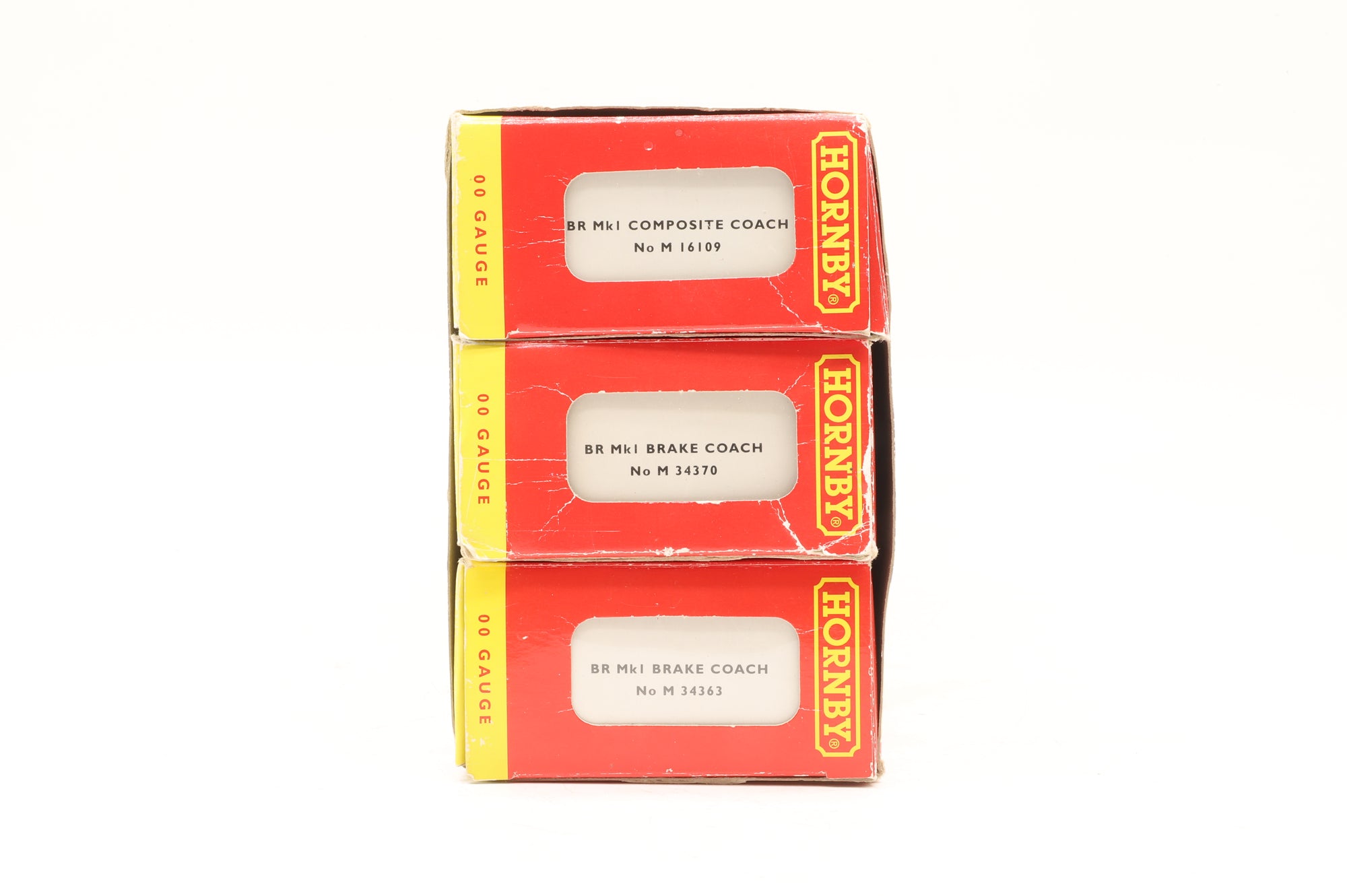 Hornby OO R4229 'The Pines Express' Coach Pack