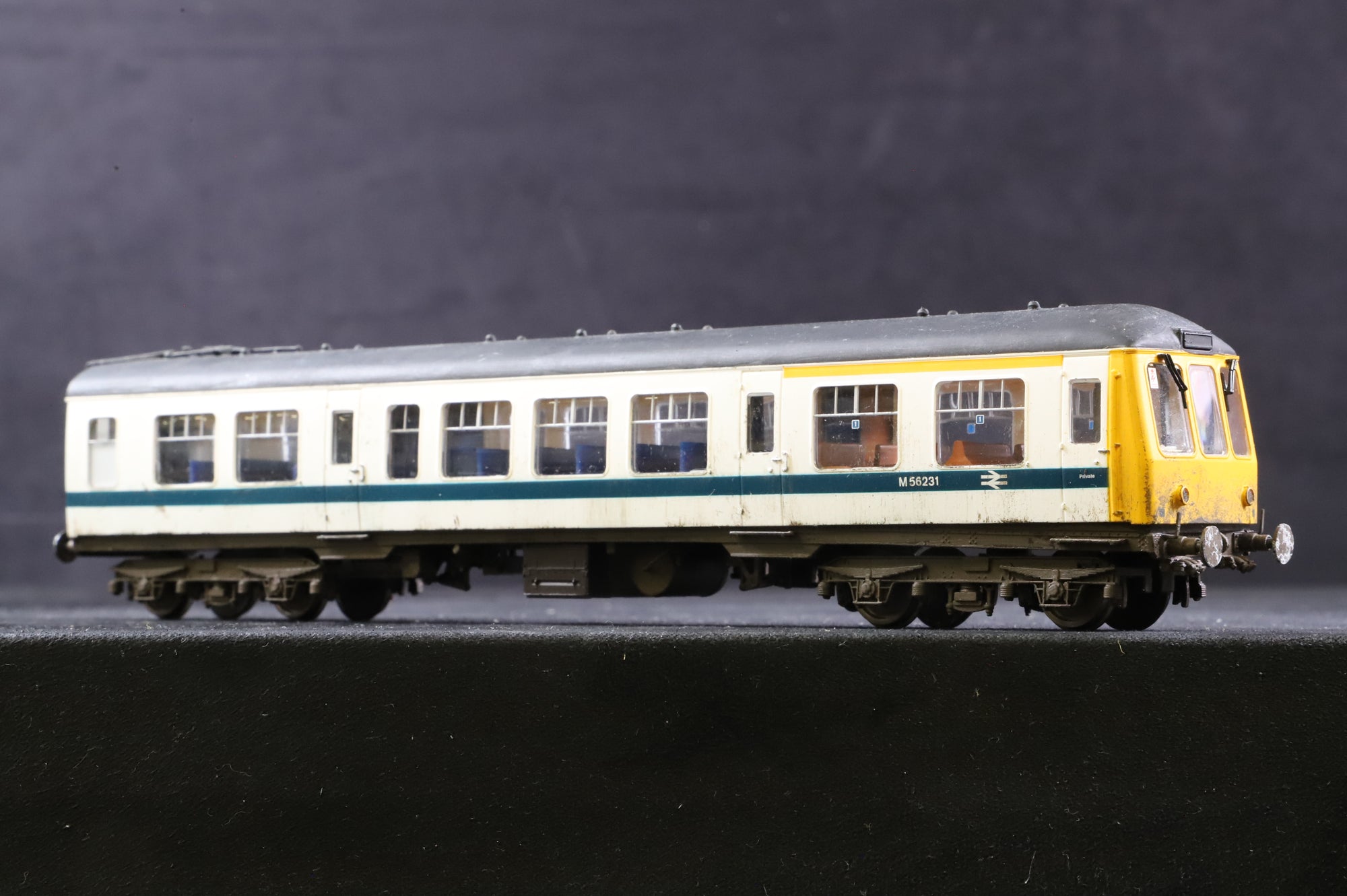WORKSHOP Bachmann OO Class 108 2 Car DMU BR Refurbished White & Blue NON RUNNER
