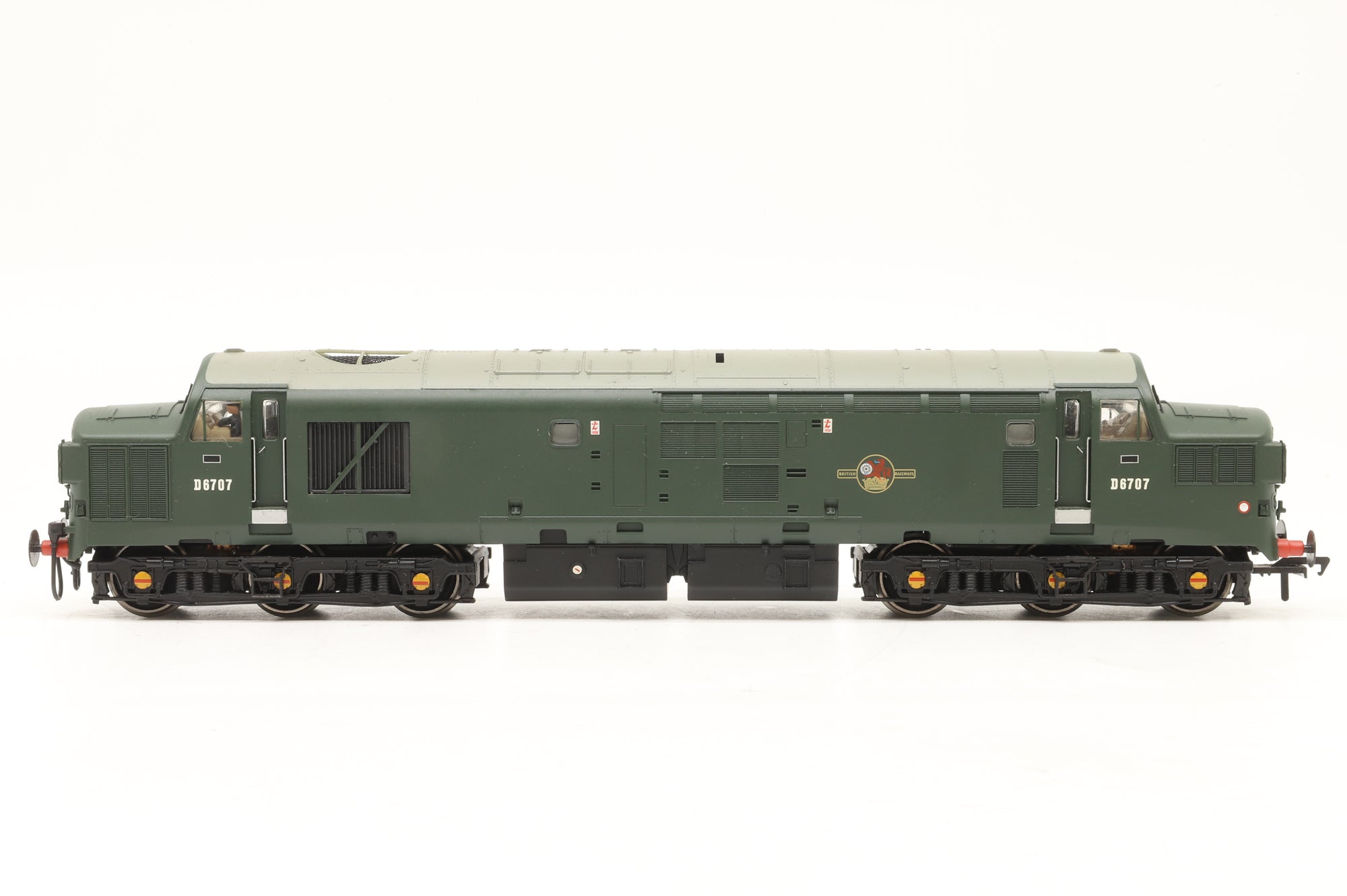 Bachmann OO 32-776 Class 37/0 BR Green Split Head Code No. D6707