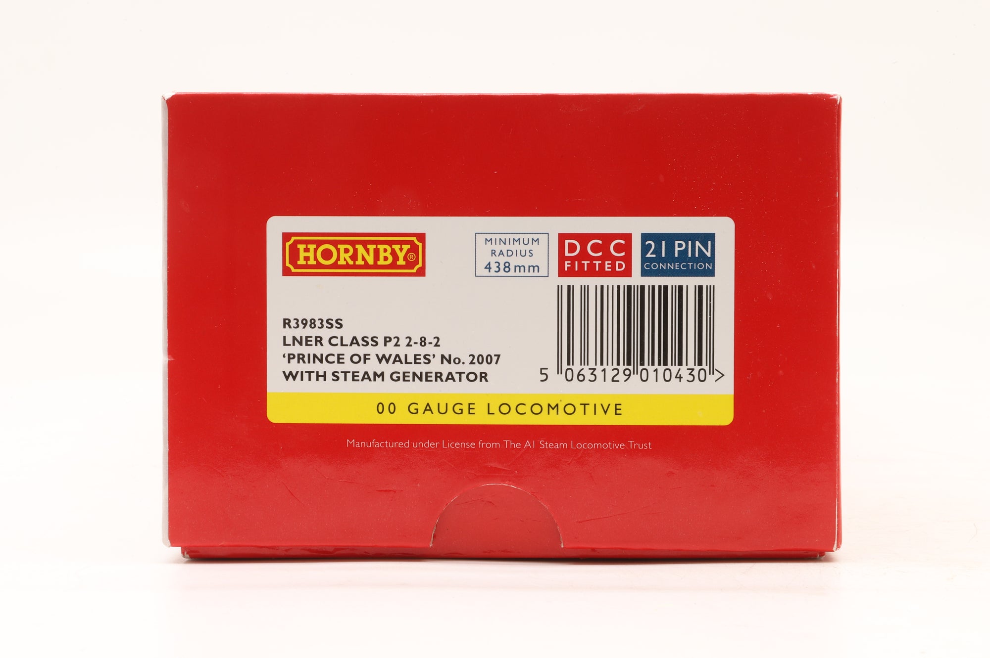 Hornby OO R3983SS Class P2 2007 'Prince of Wales' in LNER Green – DCC Sound w/ Steam Generator
