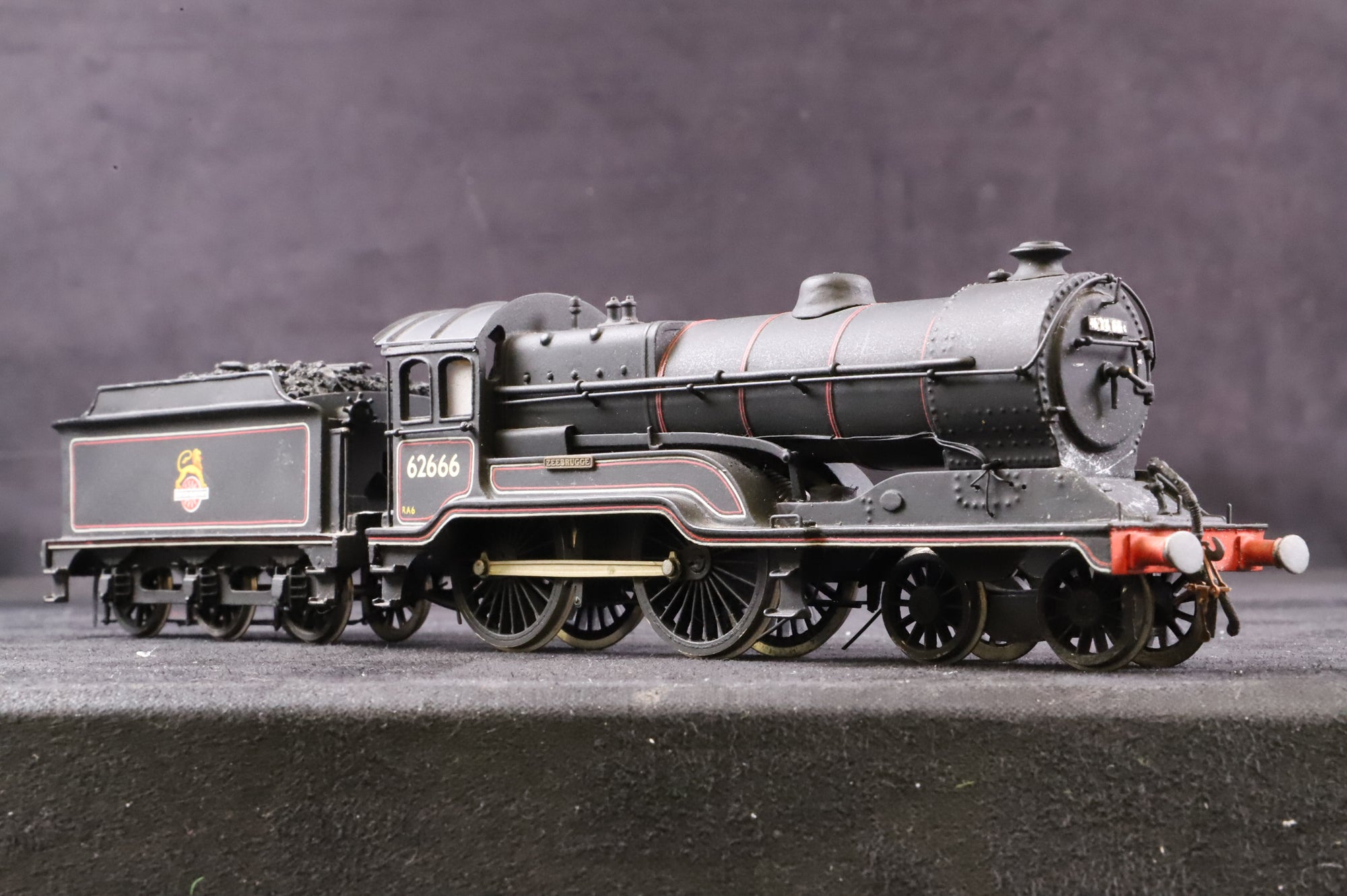 Kit Built OO BR Robinson Large/Scottish Director 4-4-0 'Zeebrugge' '62666'