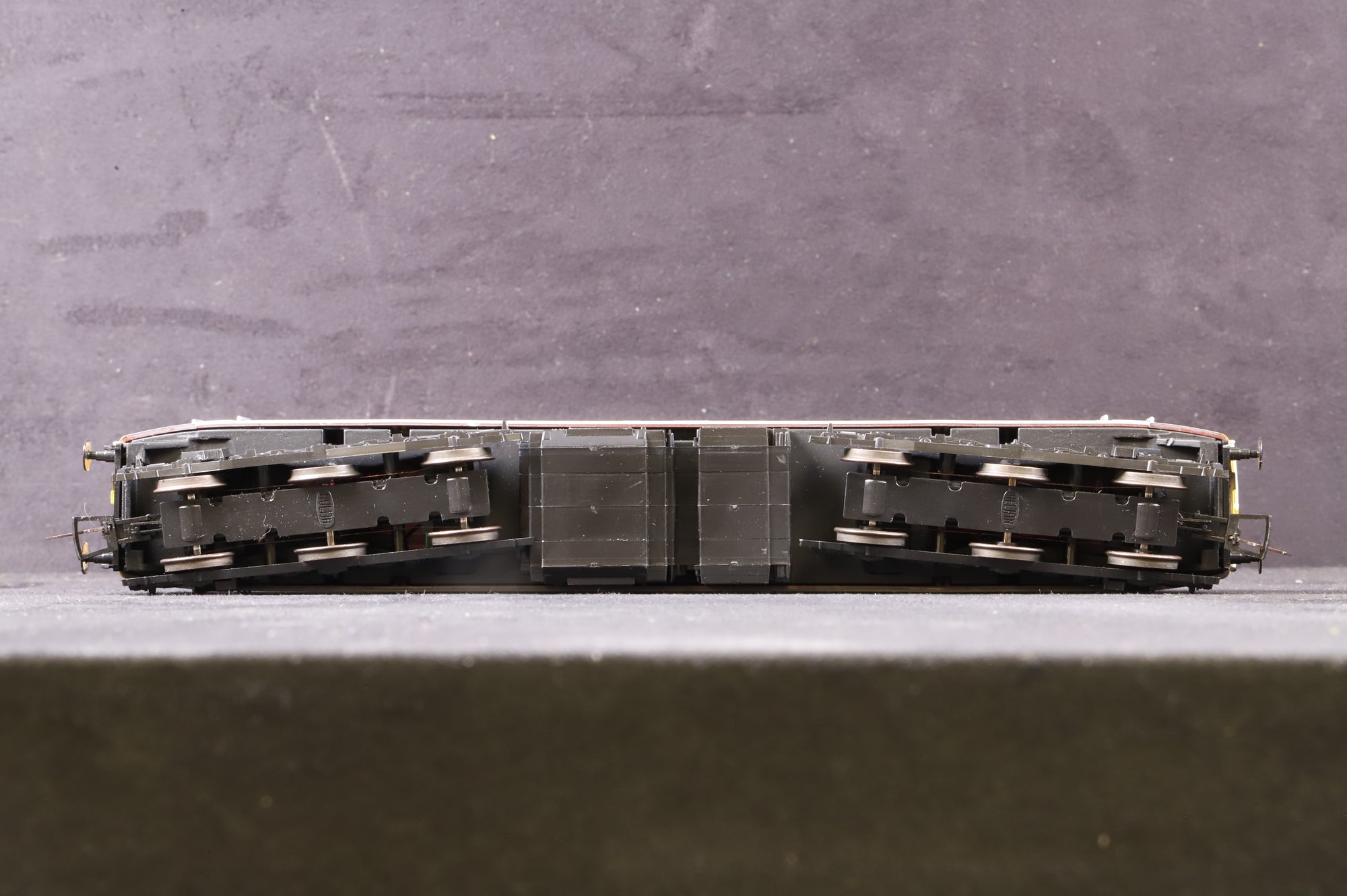 Heljan OO 4630 Class 47 47245 'The Institute of Export' in BR Railfreight Distribution Livery