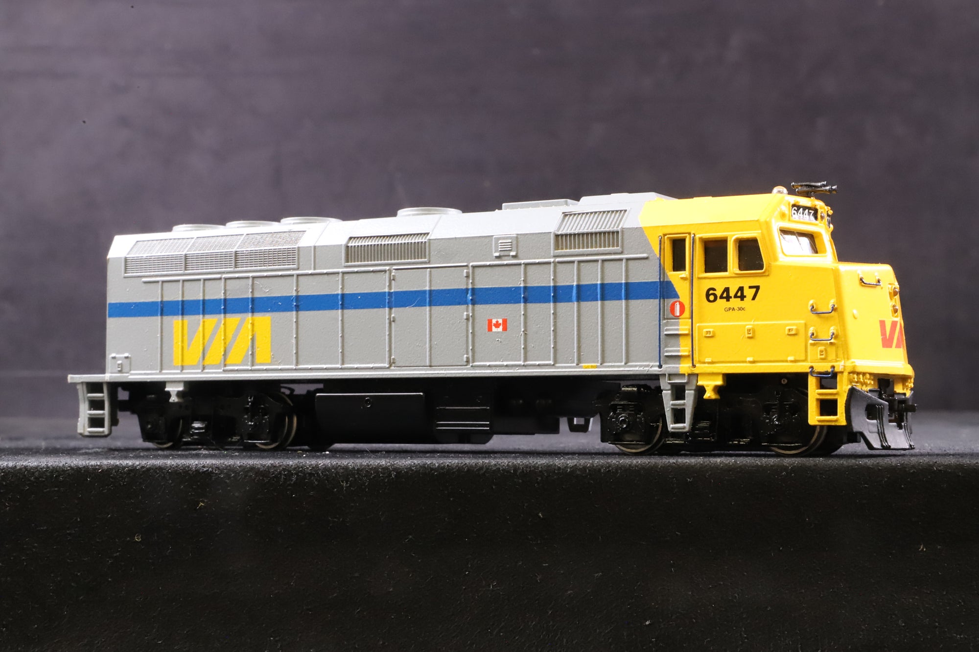 Spectrum HO 87001 F40PH '6447' Diesel