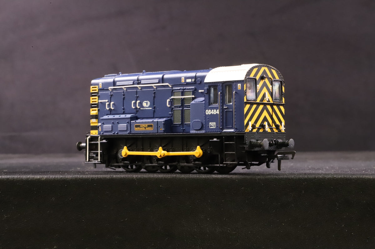 Bachmann OO 32-102K Class 08 08484 &#39;Captain Nathaniel Darell&#39; in Port of Felixstowe Blue w/ Wasp Stripe
