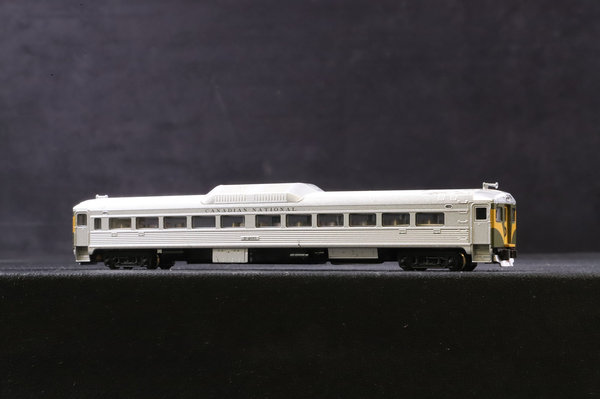 Kato N Gauge 166-0003 Budd Diesel Railcar D-200 in Canadian National Livery