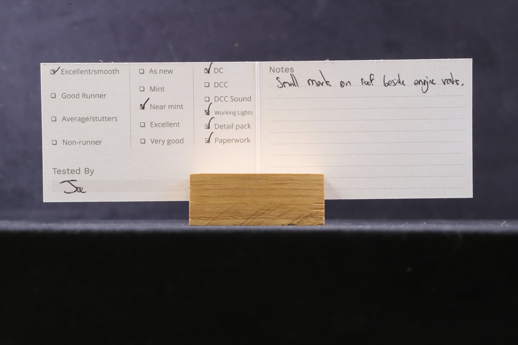 Hornby OO R2800 Class 60 60074 'Teenage Spirit' in EWS/DB Schenker Teenage Cancer Trust Livery