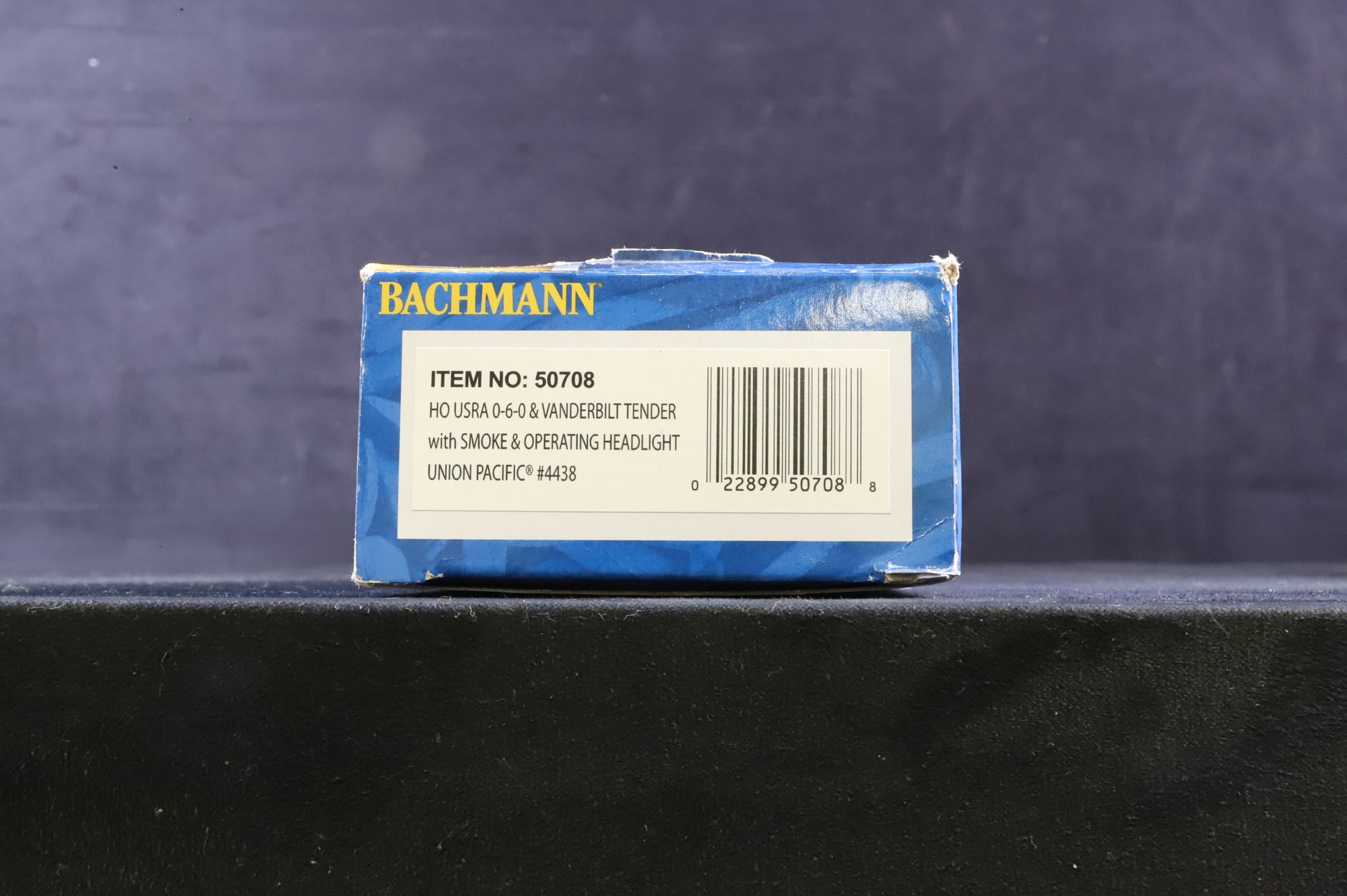 Bachmann HO 50708 USRA 0-6-0 & Vanderbilt Tender UP '4438' Steam Locomotive DC Smoke