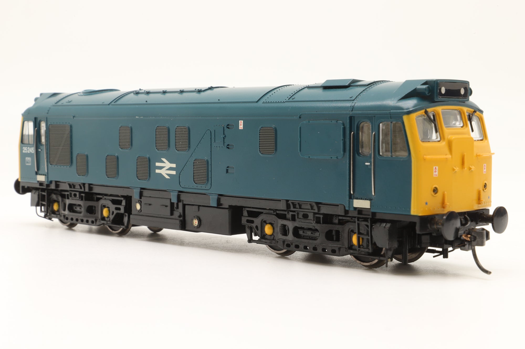 Bachmann OO 32-326DS Class 25/2 '25245' BR Blue, DCC Sound