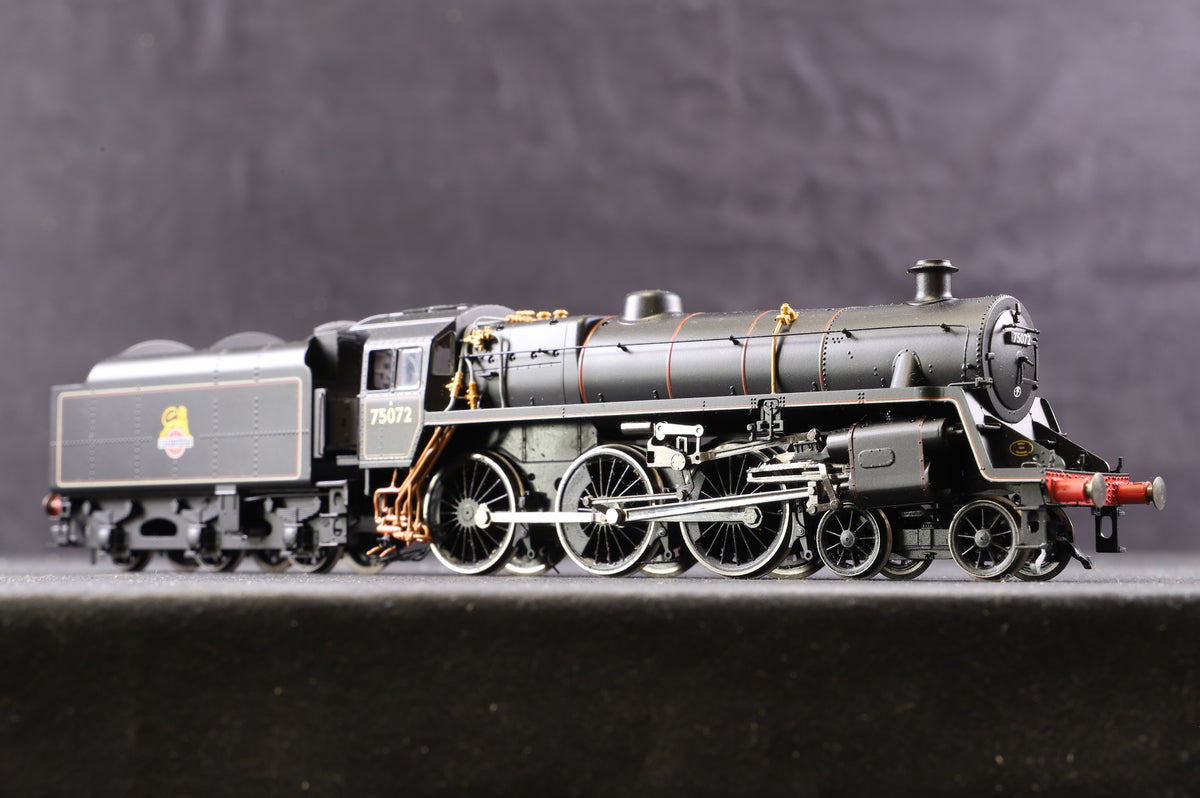 Hornby OO R3016 BR 4-6-0 Standard 4MT Class &#39;75072&#39; Lined Black E/C