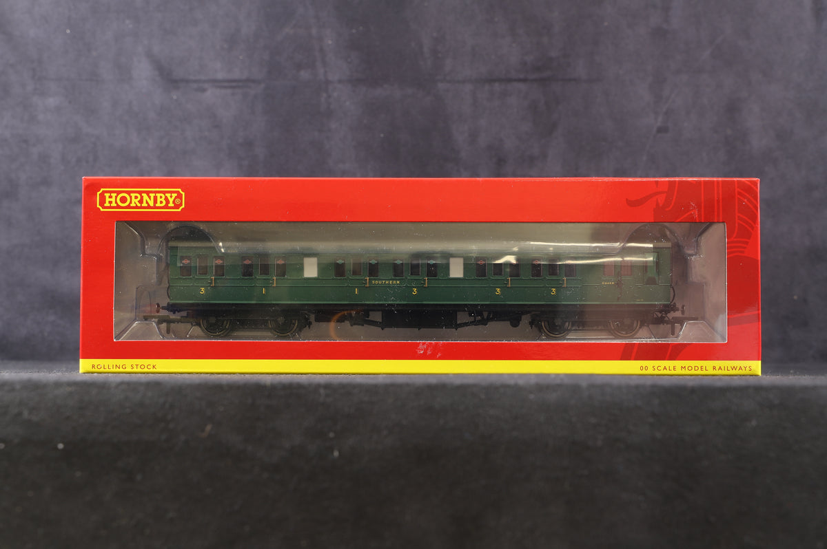 Hornby OO R4794 &amp; R4794 Rake Of 2 SR Ex-LSWR Non Corridor Green Coaches