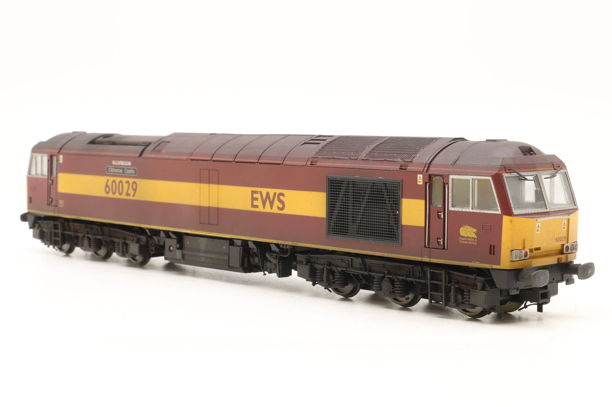 Hornby OO R2746 Class 60 60029 'Clitheroe Castle' in EWS Livery – Weathered