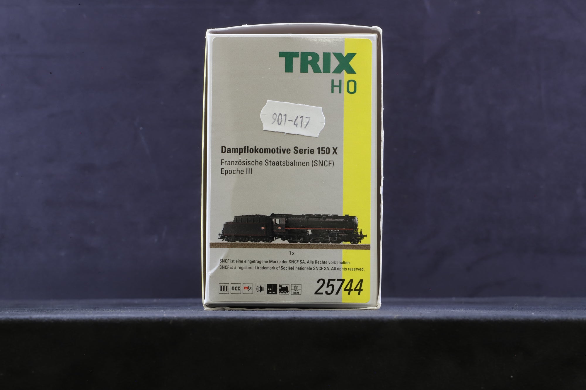 Trix HO 25744 150 X192 Steam Locomotive III, DCC Sound