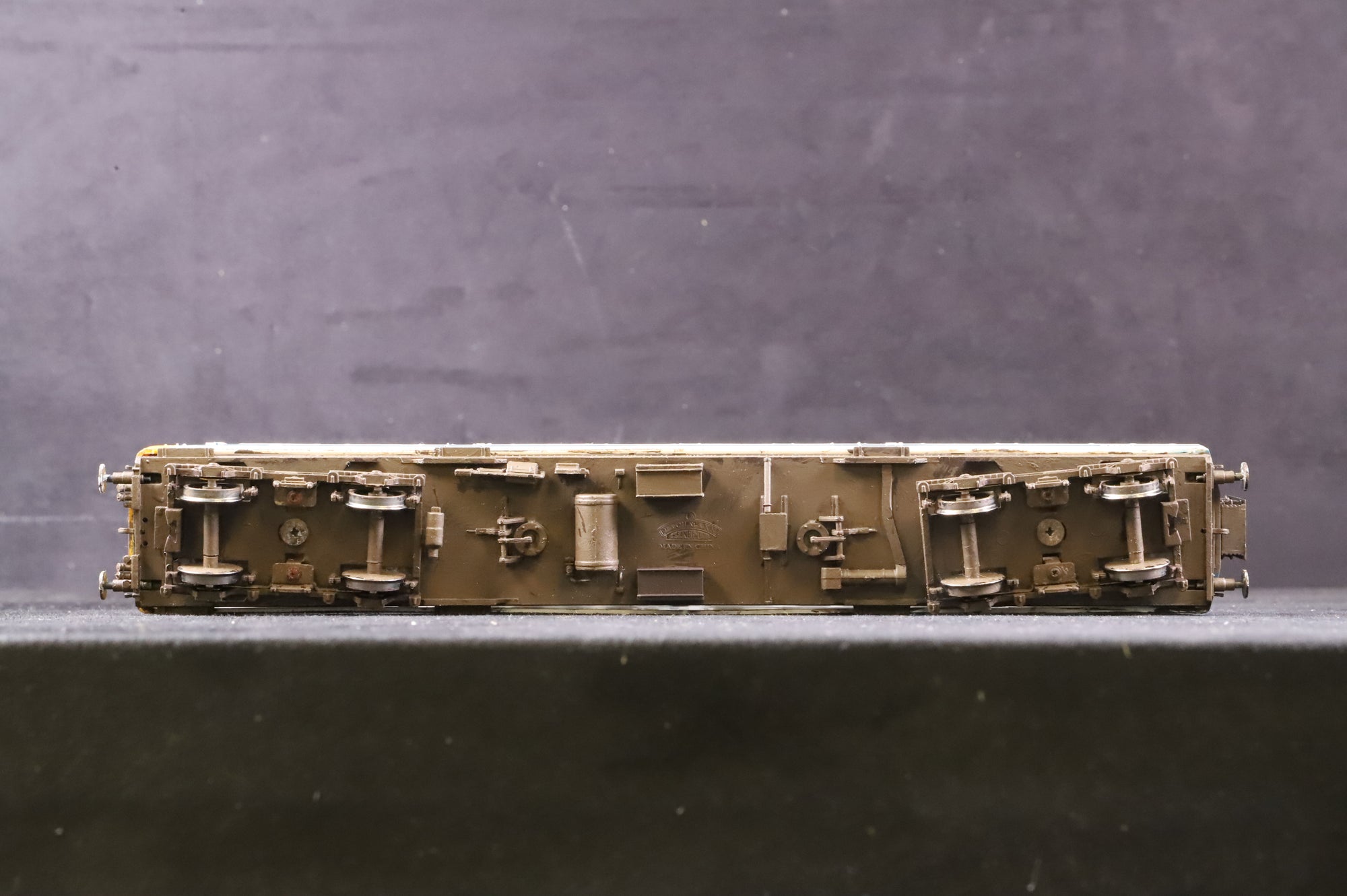 WORKSHOP Bachmann OO Class 108 2 Car DMU BR Refurbished White & Blue NON RUNNER