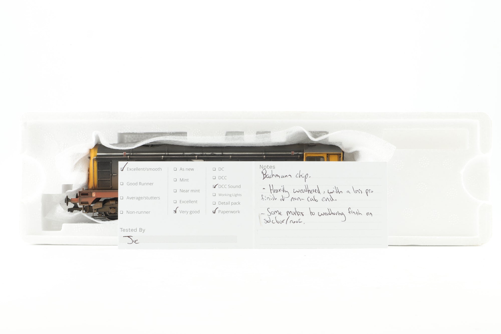 Bachmann OO 32-020 Class 20 20023 in BR Railfrieght Grey w/ Red Sole Bar - DCC Sound & Weathered