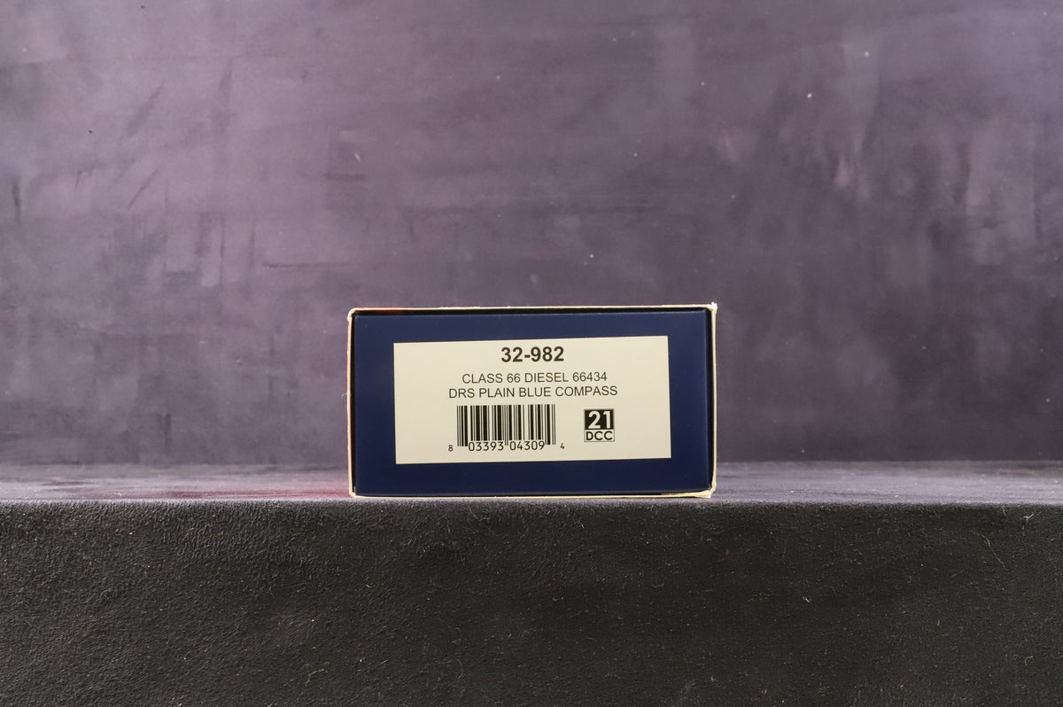 Bachmann OO 32-982 Class 66 66434 in DRS Livery