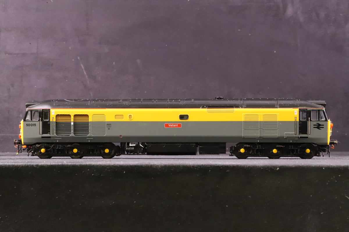Hornby OO R2802XS Class 50 50015 &#39;Valiant&#39; in BR Engineering &#39;Dutch&#39; - DDC Sound