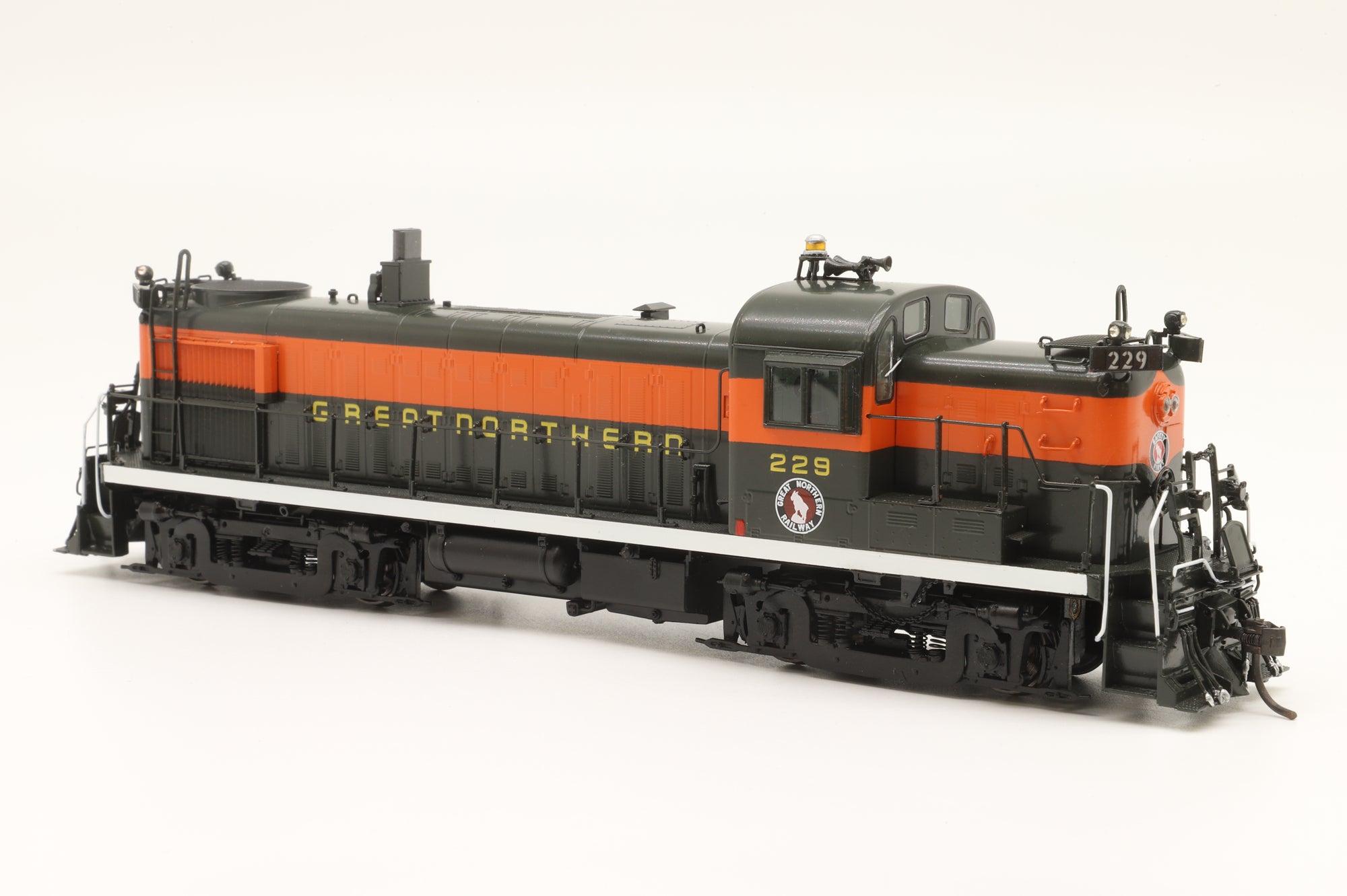 Overland Models/Ajin Precision HO Brass GN RS-3 #229 in Great Northern Livery - DCC