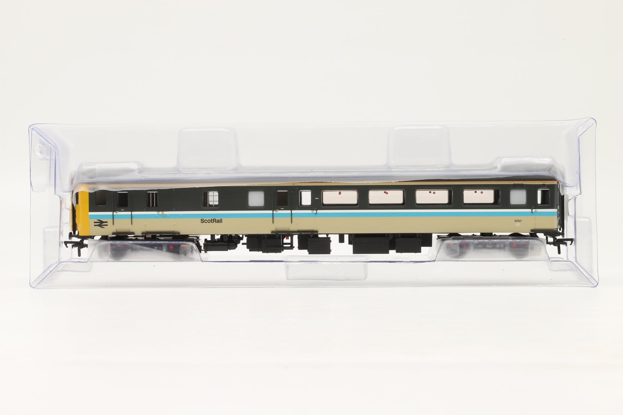 Bachmann OO 39-726DC Mk2F DBSO in BR Scotrail Livery – DCC Fitted
