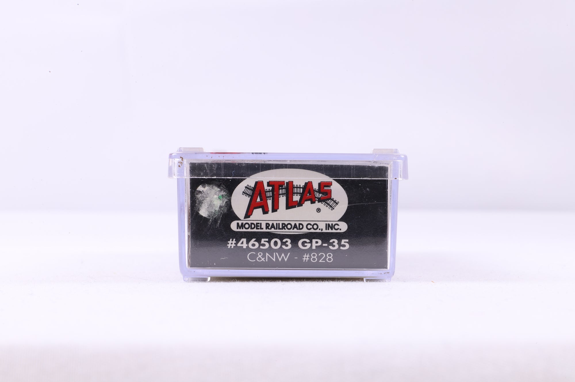 Atlas N 46503 GP-35 CNW '828'