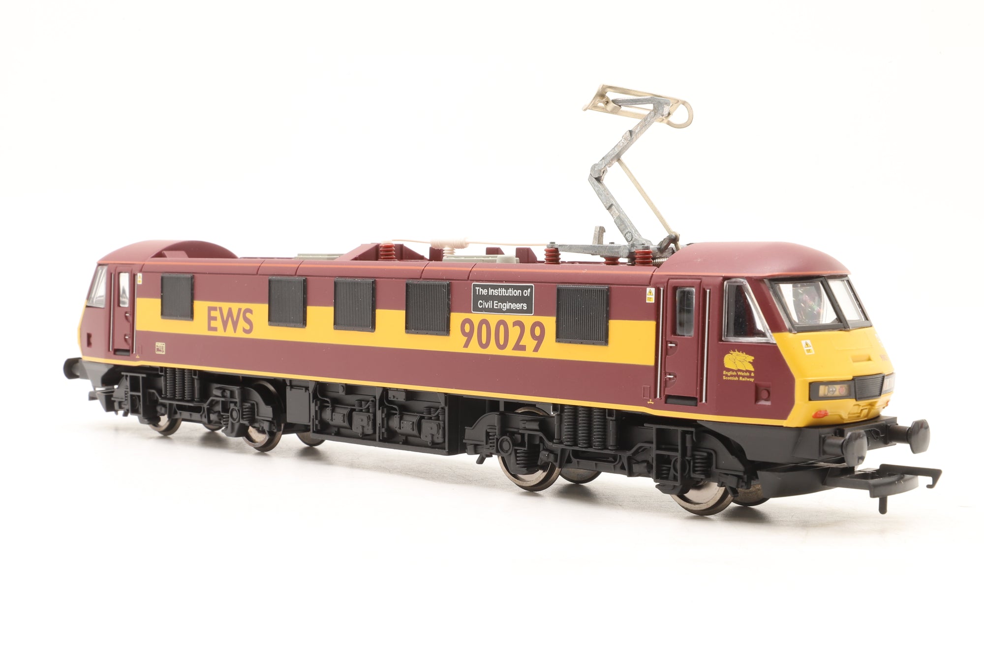 Hornby OO R2955 Virgin Charter Relief Train Pack Incl. Class 90 & Mk3 DVT