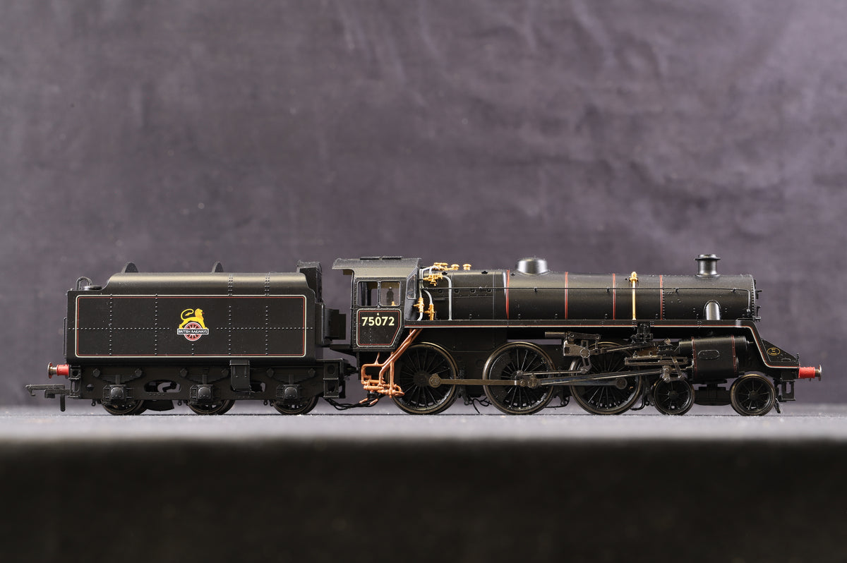 Hornby OO R3016 BR 4-6-0 Standard 4MT Class &#39;75072&#39; Lined Black E/C