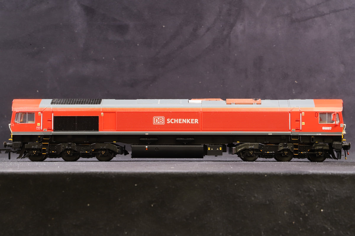 Bachmann OO 32-734 Class 66 &#39;66097&#39; Renumbered DB Schenker, DCC Sound