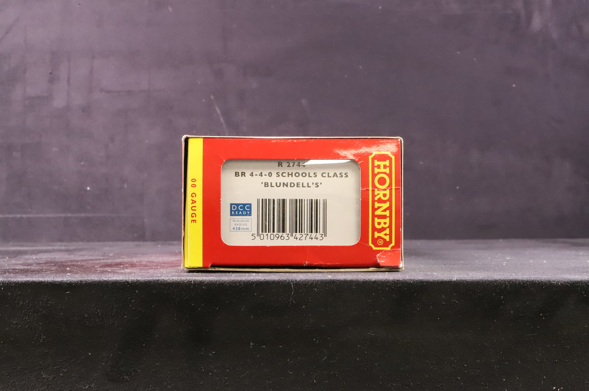 Hornby OO R2744 Schools Class &#39;30932&#39; &#39;Blundell&#39;s&#39; BR Lined Black E/C