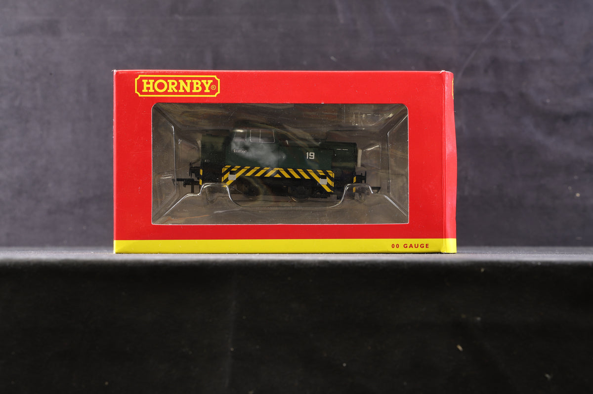 Hornby OO R3576 4wDH Diesel Sentinel &#39;No19&#39;