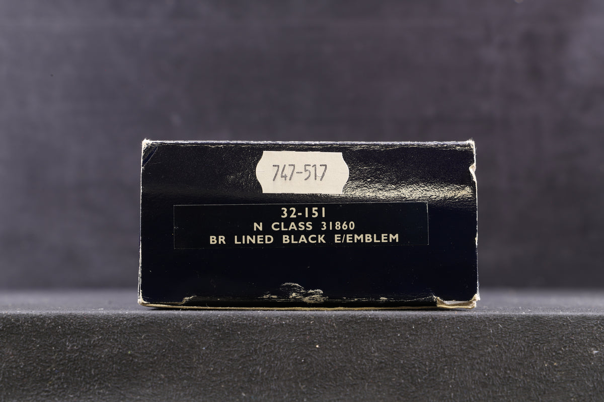 Bachmann OO 32-151 N Class &#39;31860&#39; BR Lined Black Early Emblem.