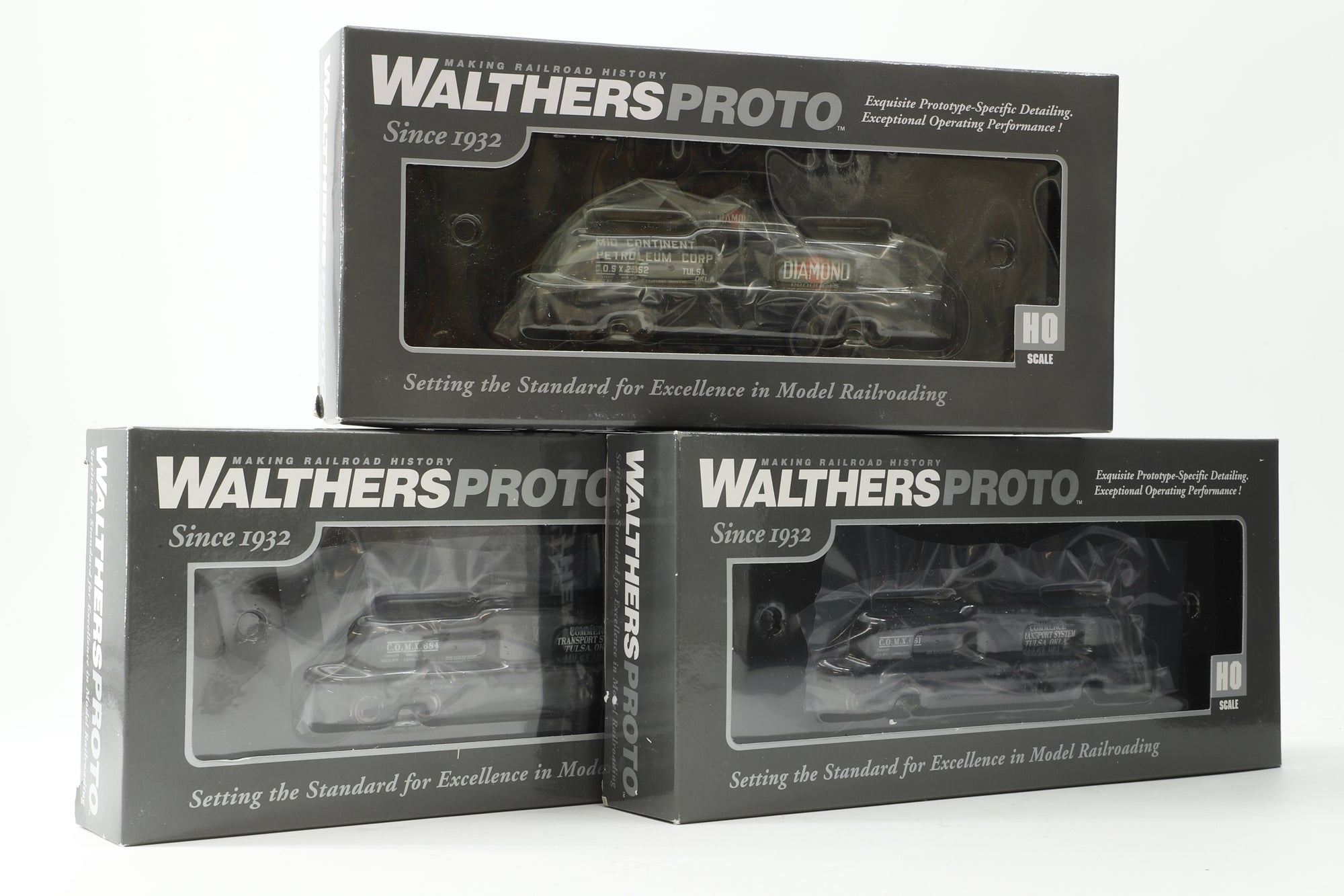 Walthers Proto Rake of 3 32' ACF 8,000 Gallon Insulated Tank Car in Assorted Petroleum Co. Liveries