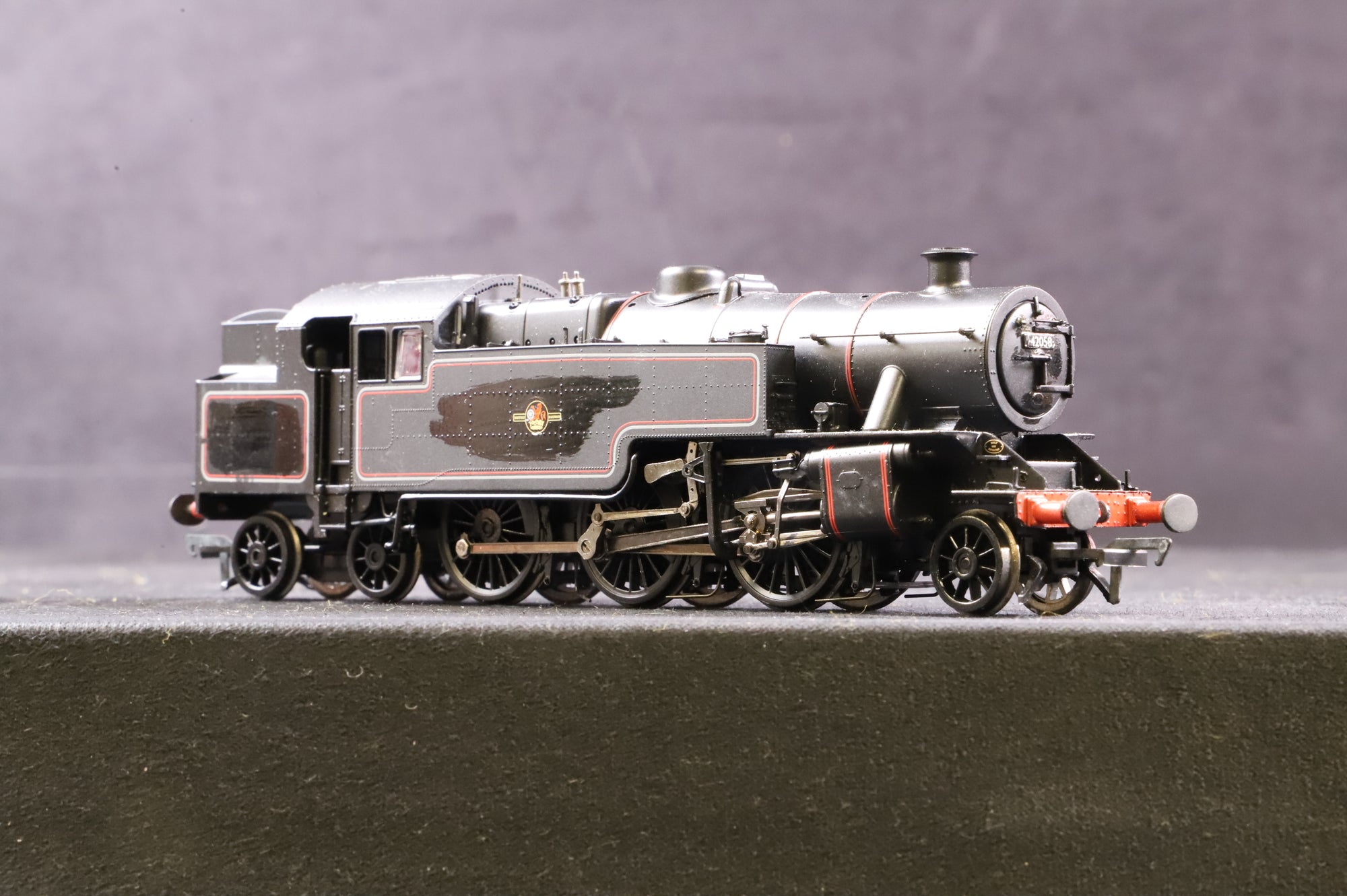 WORKSHOP Bachmann OO Fairburn Tank 42058 in Lined BR Black w/ Late Crests