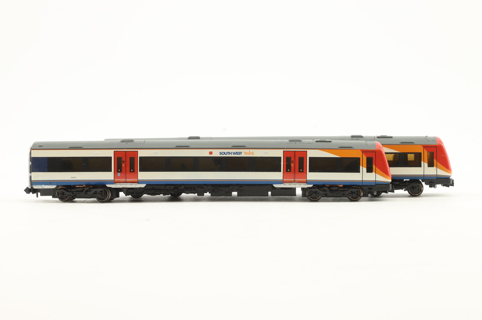 Graham Farish N 371-427 Class 170/4 Turbostar 2 Car DMU Southwest Trains