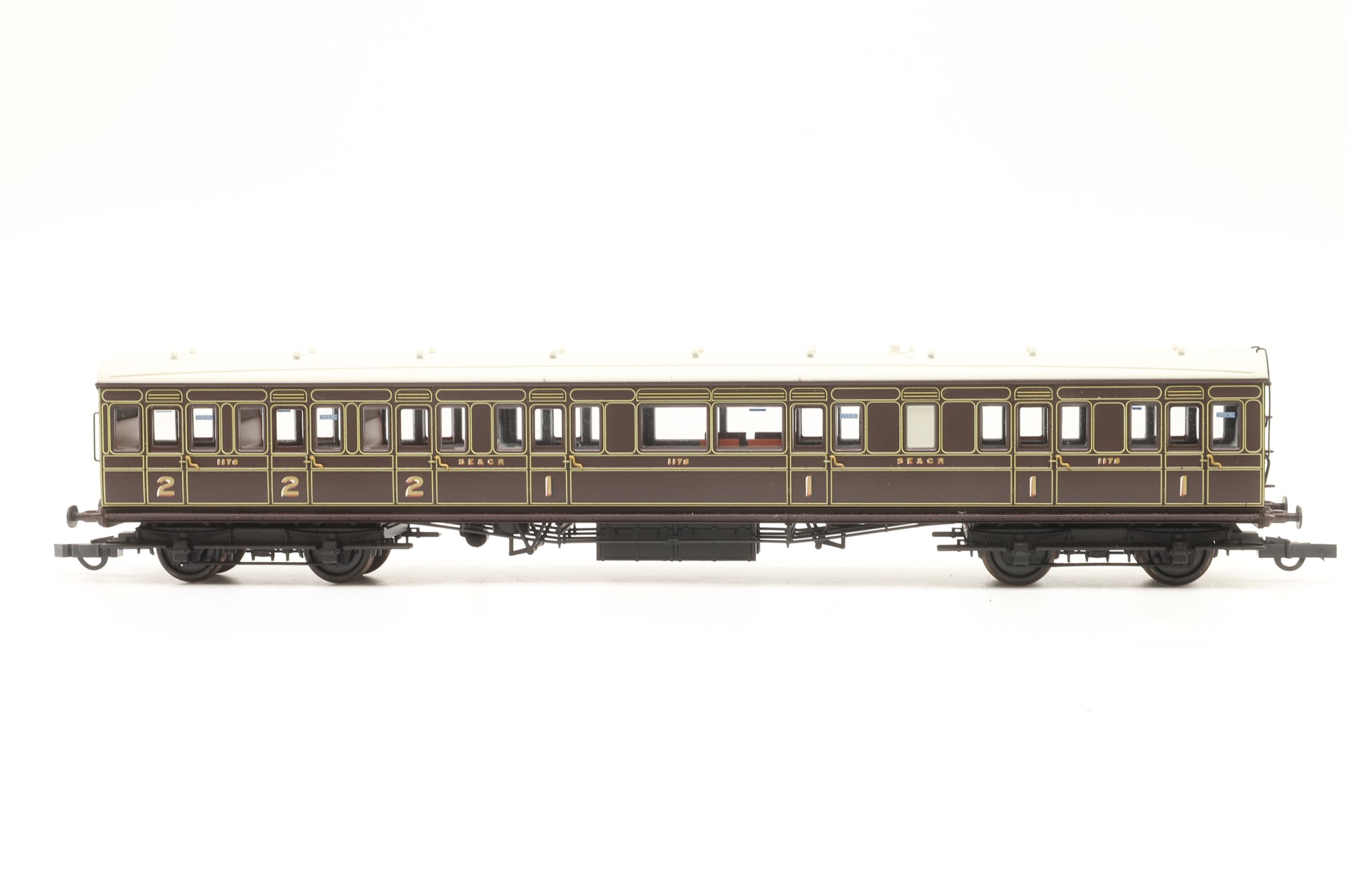 Bachmann OO Rake of 6 SECR Birdcage Coaches DCC Lighting